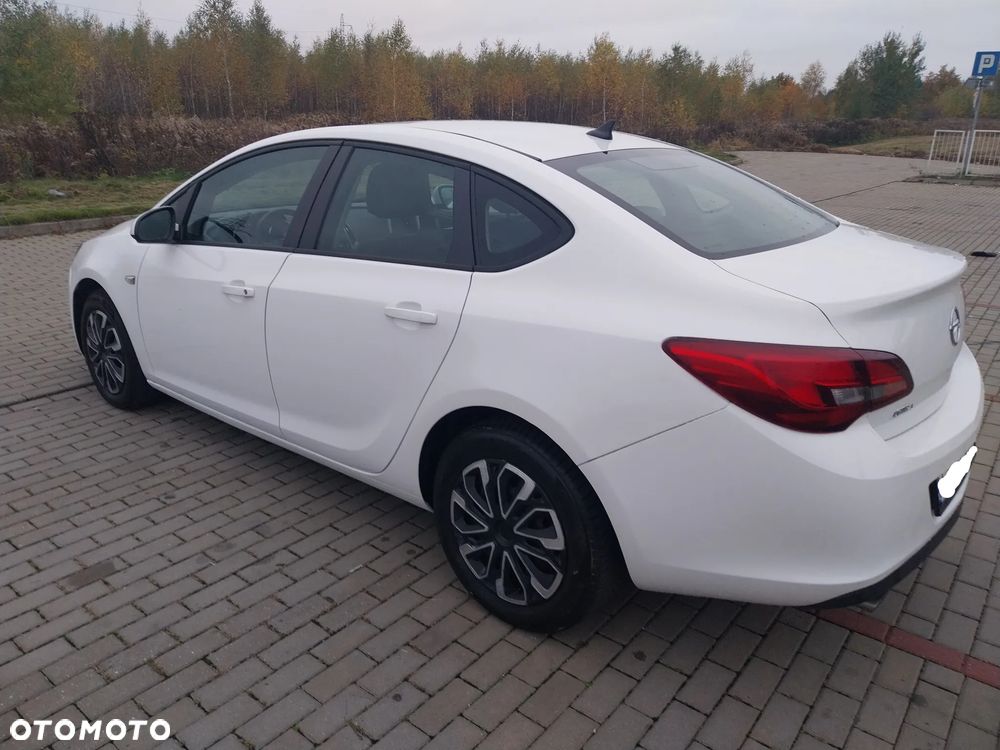 Opel Astra - 13