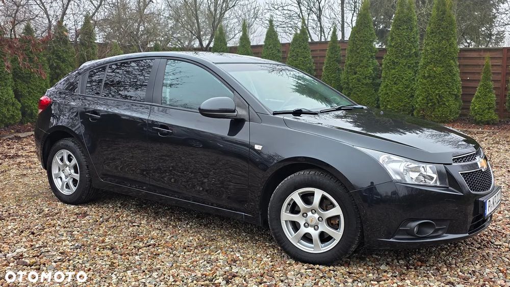 Chevrolet Cruze - 19