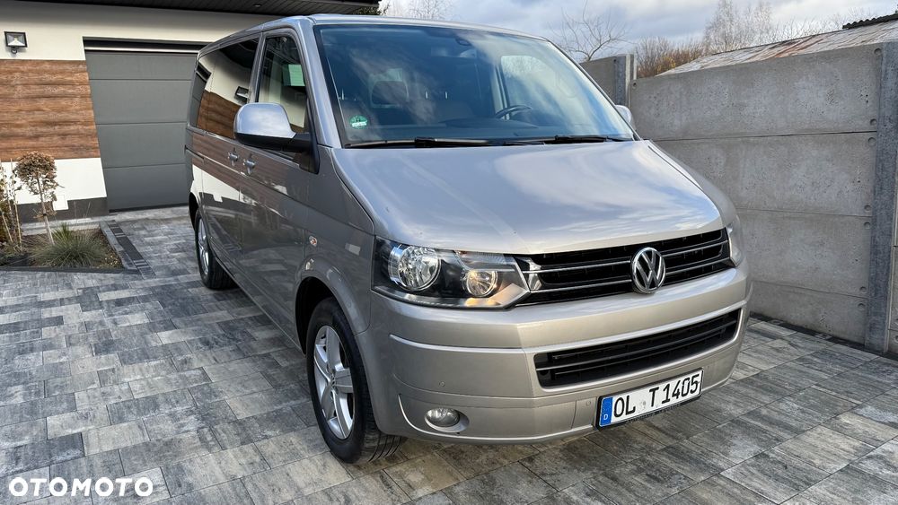 Volkswagen Multivan - 8