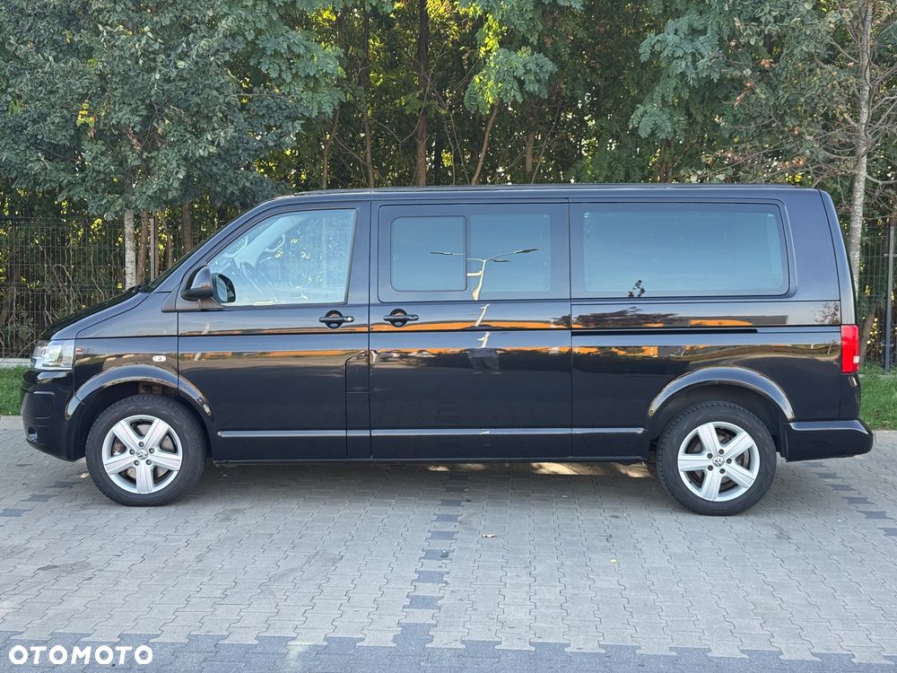 Volkswagen Caravelle - 8