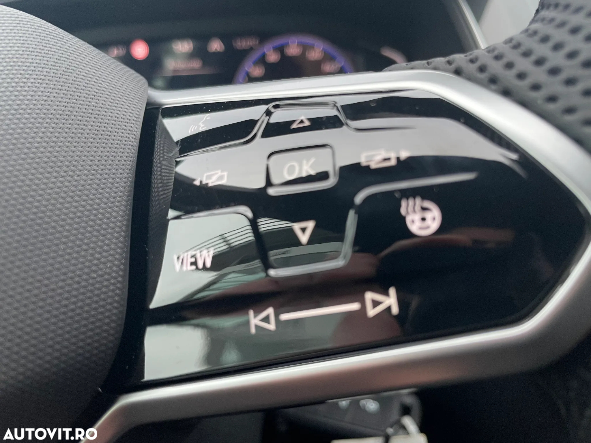 Volkswagen Tiguan - 24