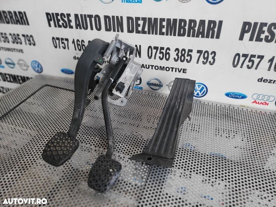 Pod Pedalier Pedala Frana Acceleratie Ambreaj Bmw E90 E91 2.0I Benzina Volan Stanga - 1