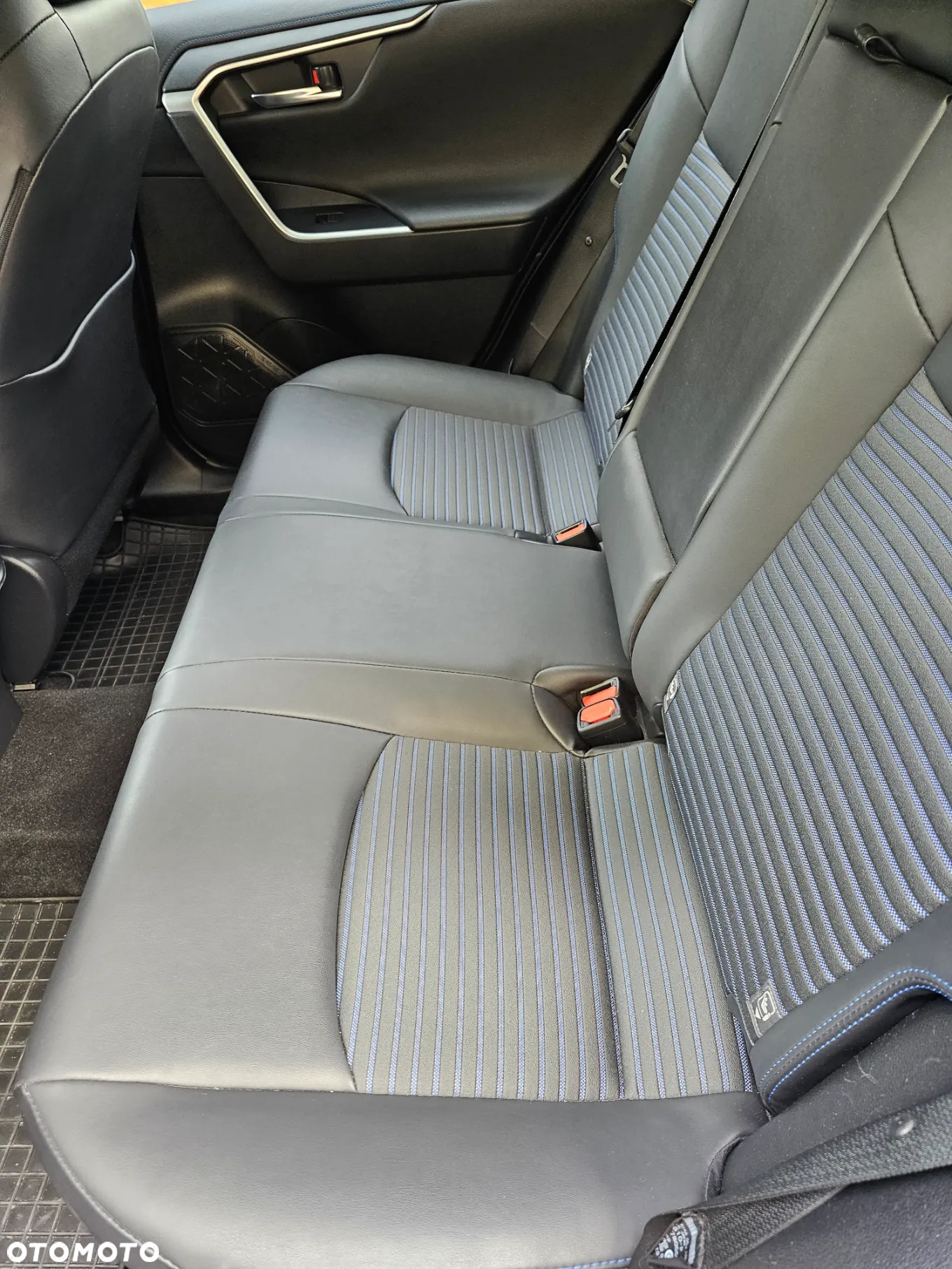 Toyota RAV4 2.5 Hybrid Selection 4x4 - 7