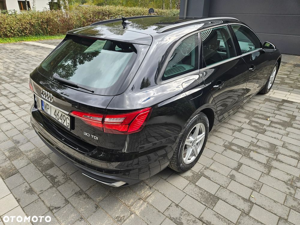 Audi A4 Avant - 14