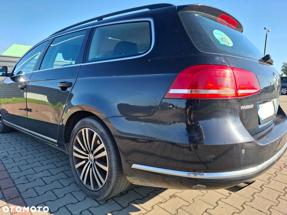 Volkswagen Passat 2.0 TDI Comfortline DSG - 14