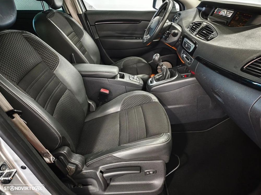 Renault Grand Scénic 1.5 dCi Bose Edition SS - 25