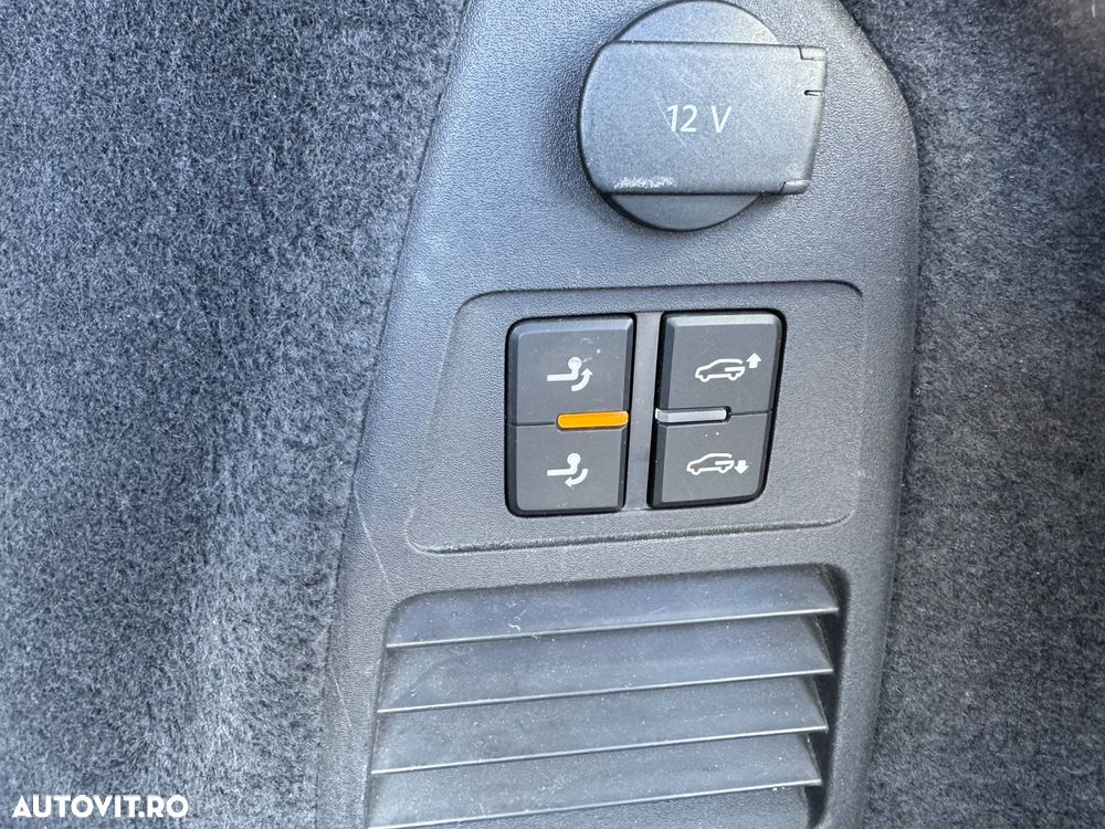 Volkswagen Touareg 3.0 V6 TDI 4Motion DPF Automatik Atmosphere - 34