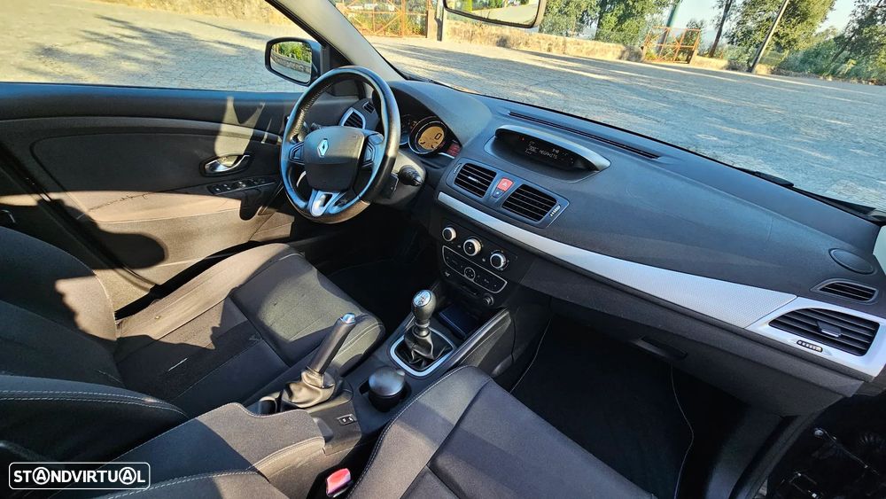 Renault Mégane Sport Tourer 1.5 dCi Dynamique - 14
