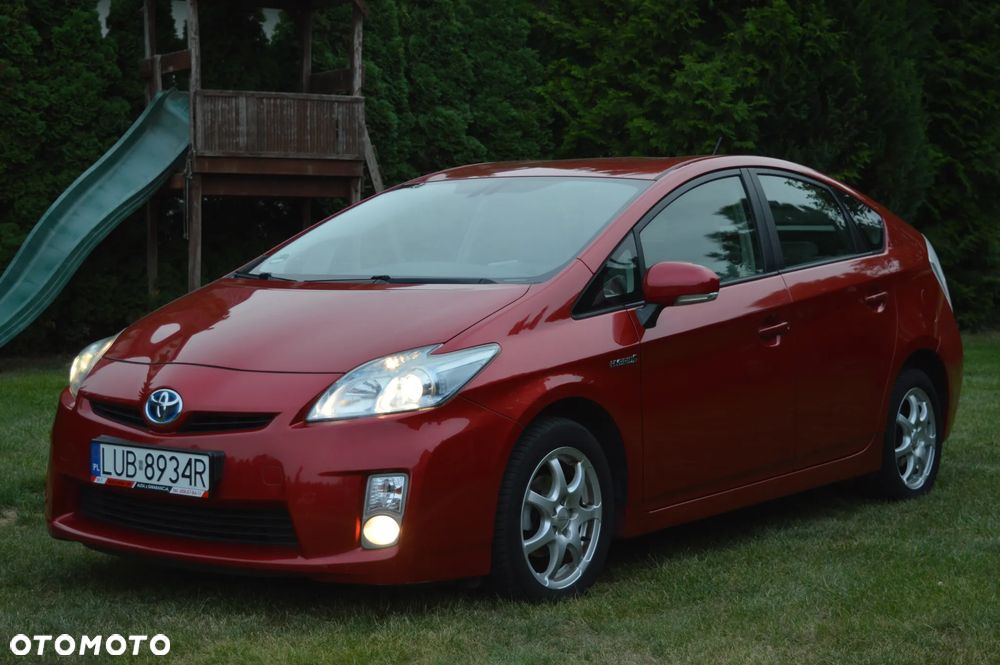 Toyota Prius 1.8 HSD Prestige - 2