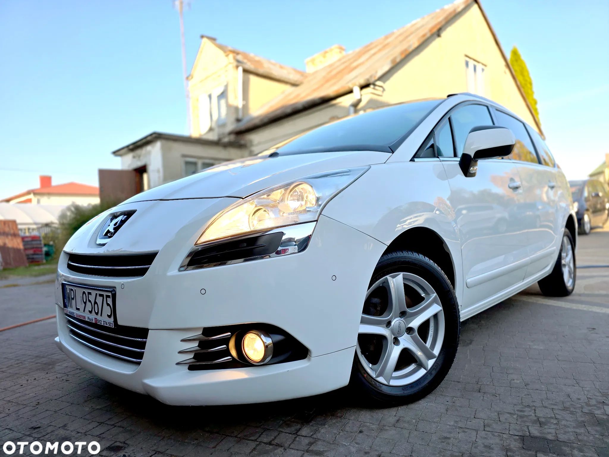 Peugeot 5008 - 1