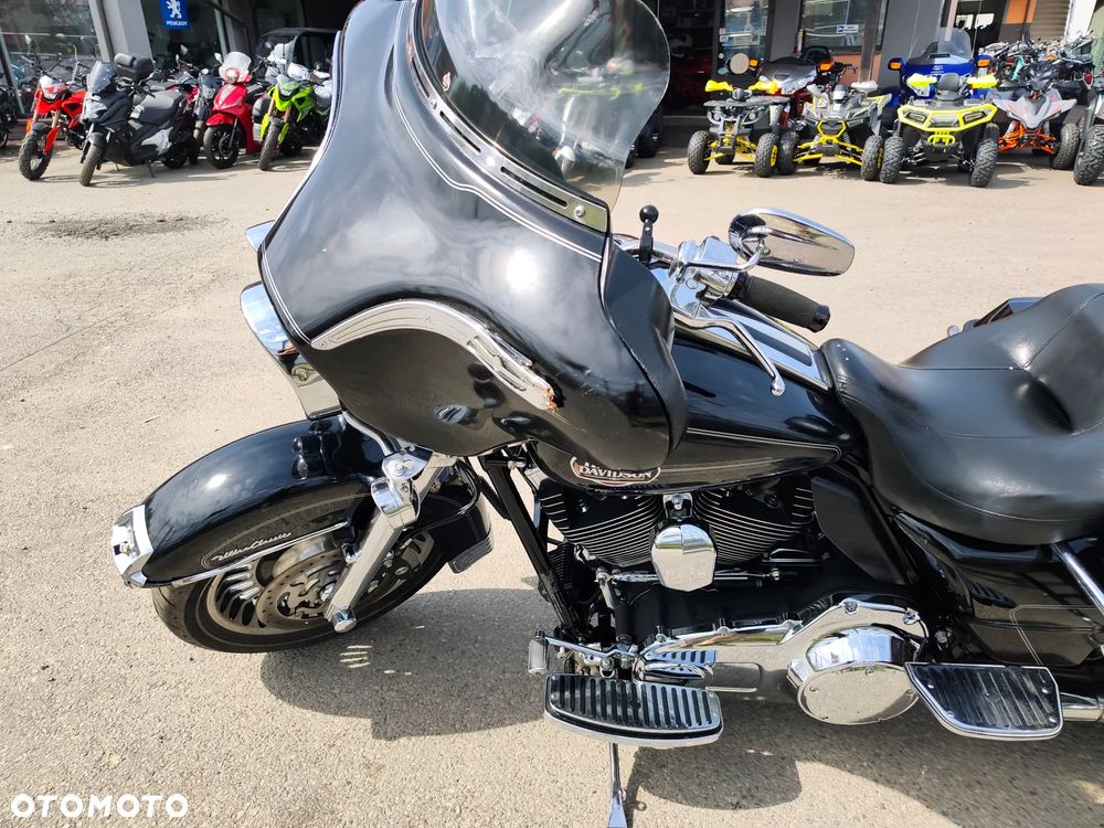Harley-Davidson FLHTCU Ultra - 11