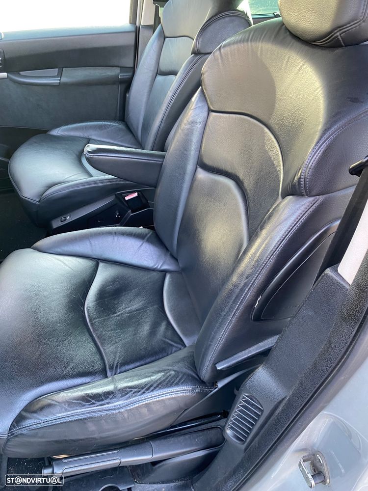 Citroën C8 2.0 HDi 16V Exclusive - 5