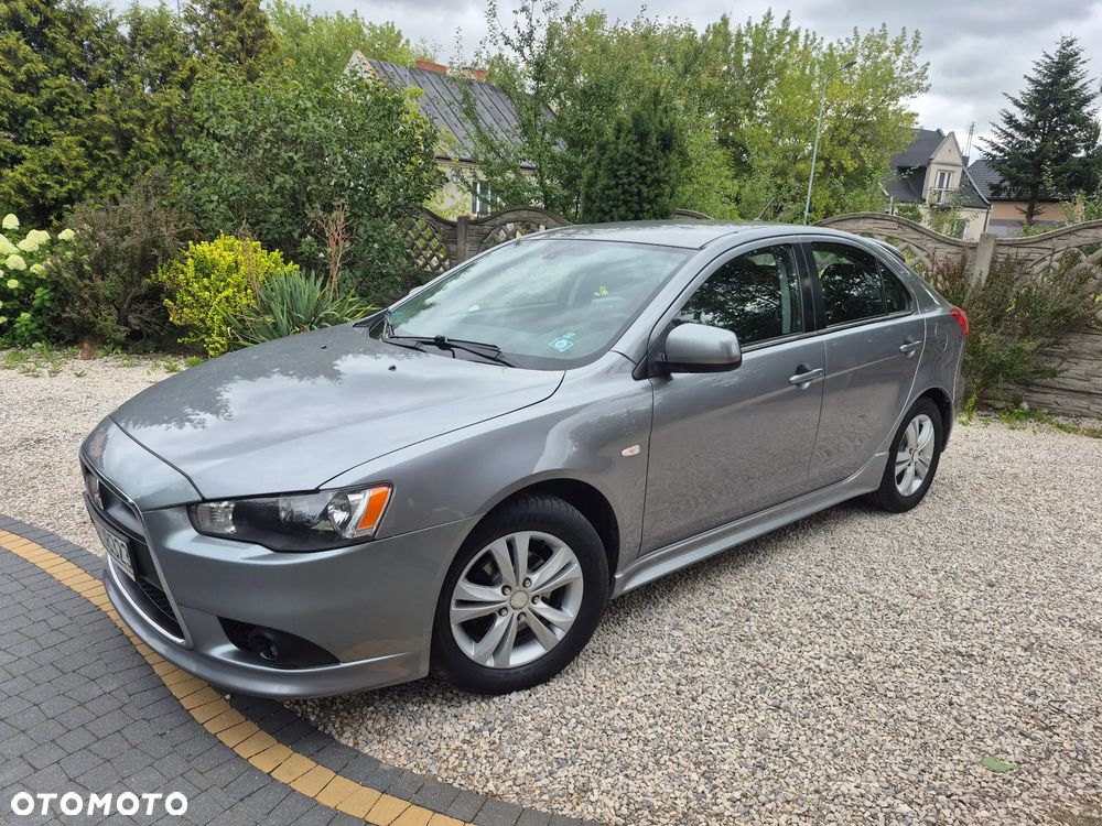 Mitsubishi Lancer 1.6 Inform - 13