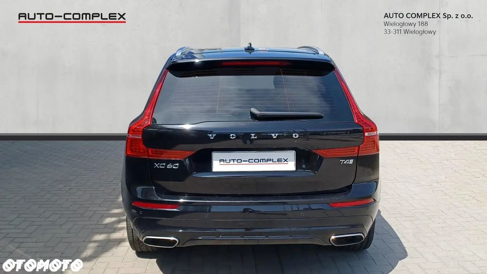 Volvo XC 60 T4 R-Design - 5