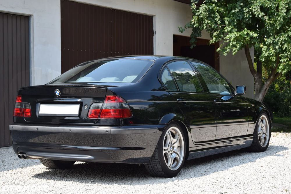 BMW Seria 3 325i Edition Sport - 7