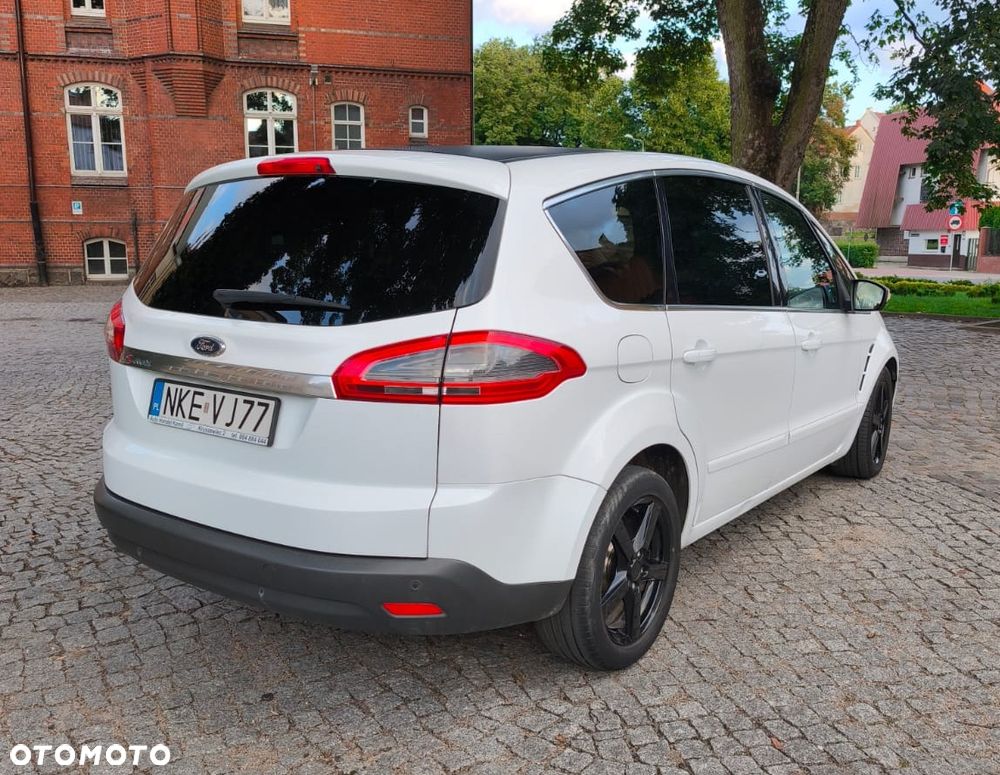 Ford S-Max 2.0 TDCi DPF Titanium - 6
