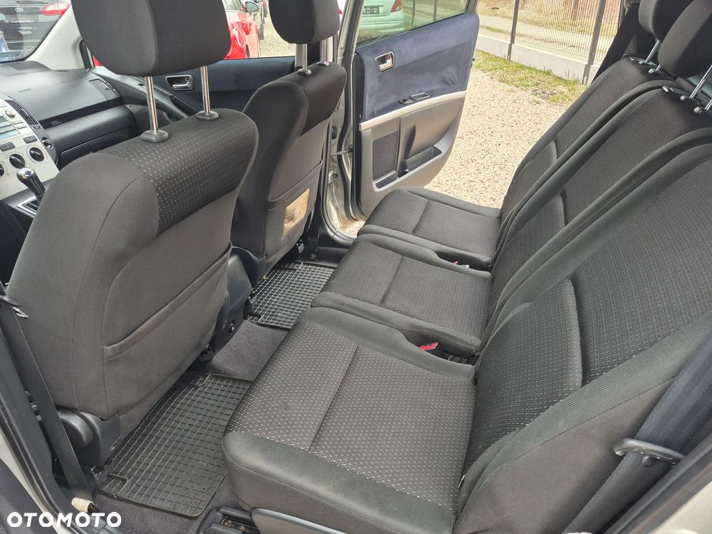 Toyota Corolla Verso 2.2 D-4D DPF Sol - 14