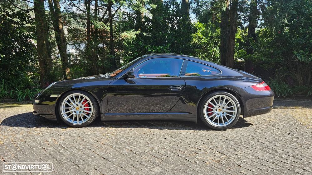 Porsche 911 (997) Carrera 4S - 1