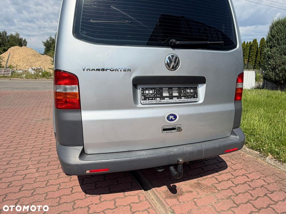 Volkswagen Caravelle - 2