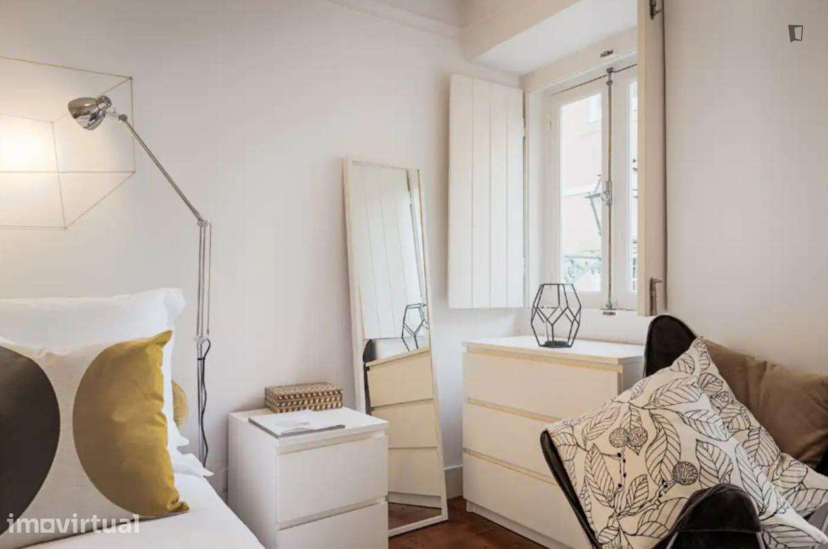 Apartamento com 1 quartos - localizado em São Bento Lisbon - Grande imagem: 4/15