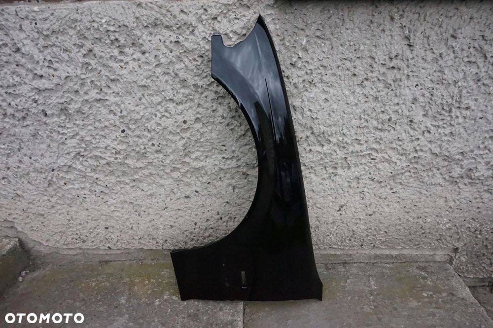 BŁOTNIK LEWY BMW E46 668/9 98/01r SCHWARZ - 2