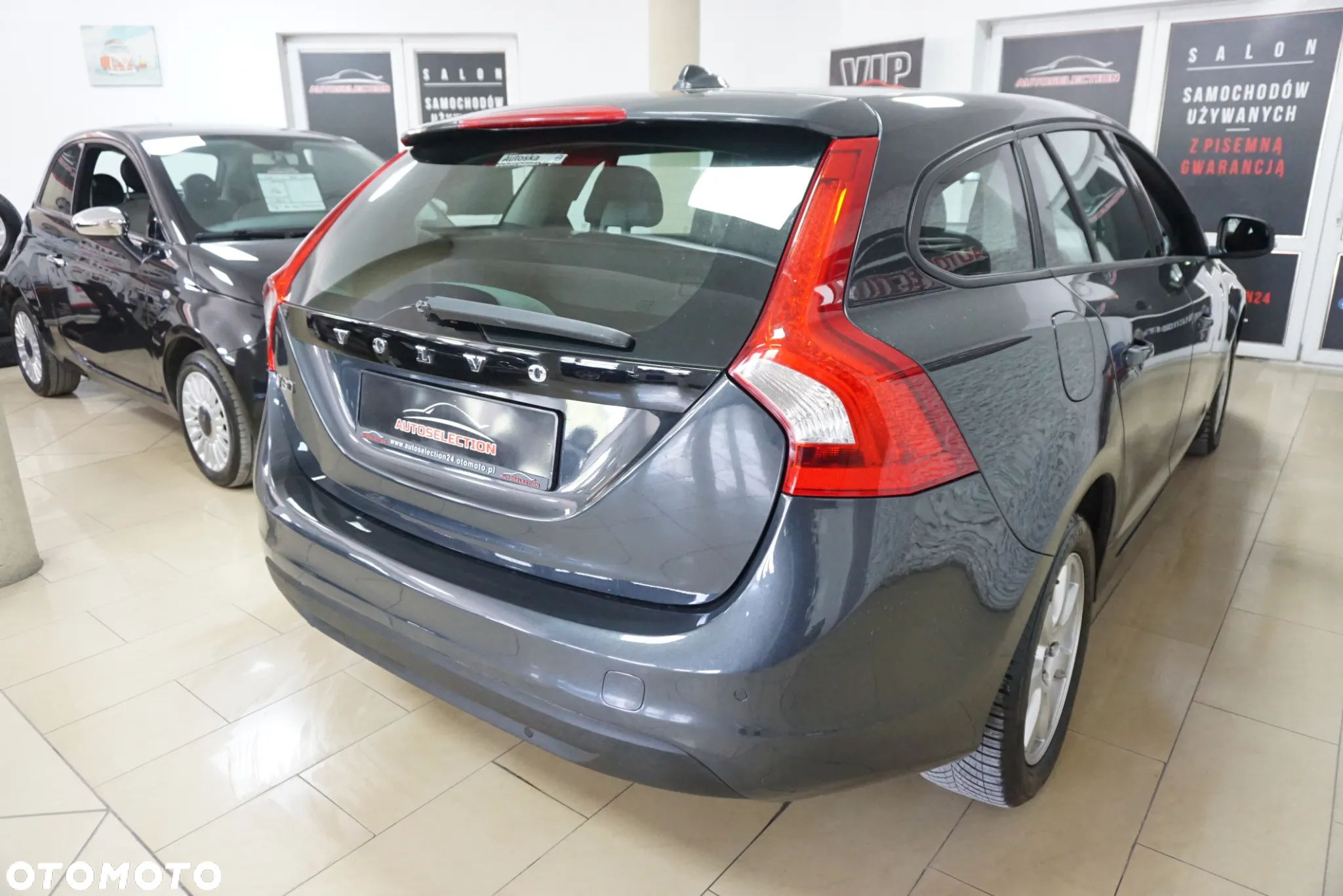 Volvo V60 D3 Momentum - 5