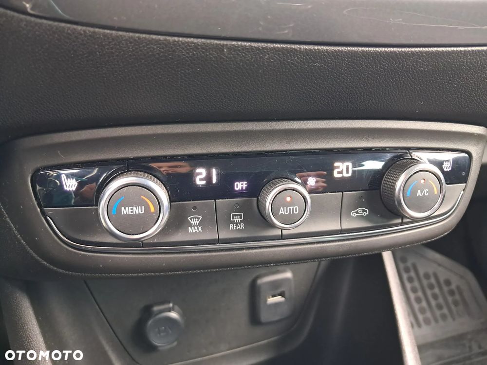 Opel Crossland 1.2 T Elegance - 21