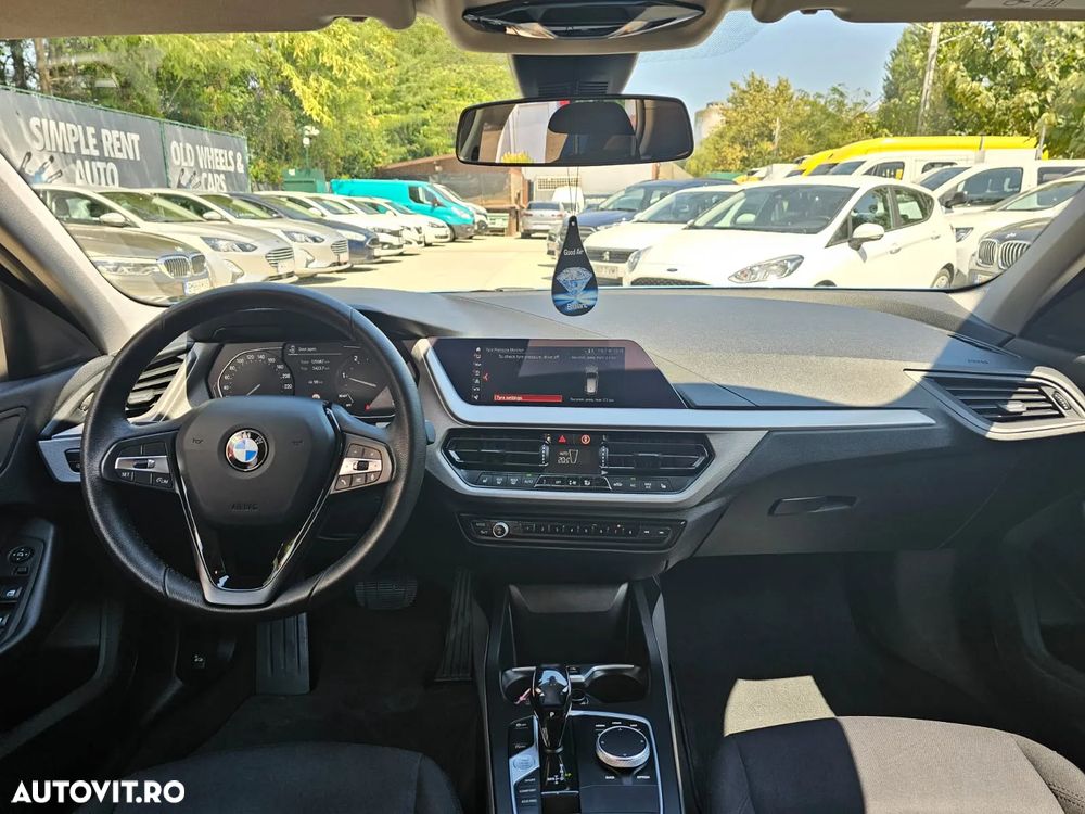 BMW Seria 1 - 13