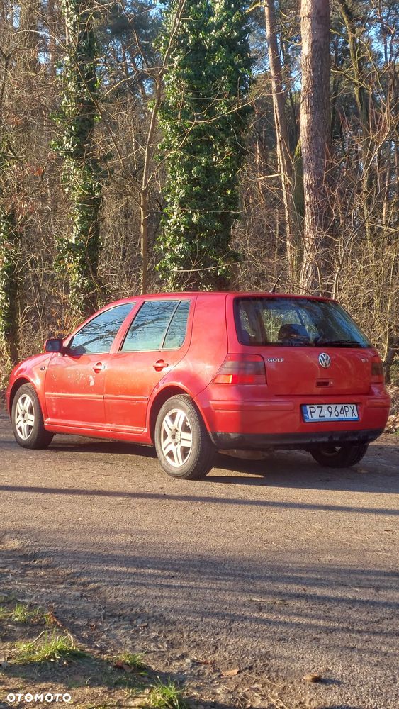 Volkswagen Golf 1.9 TDI Trendline - 4