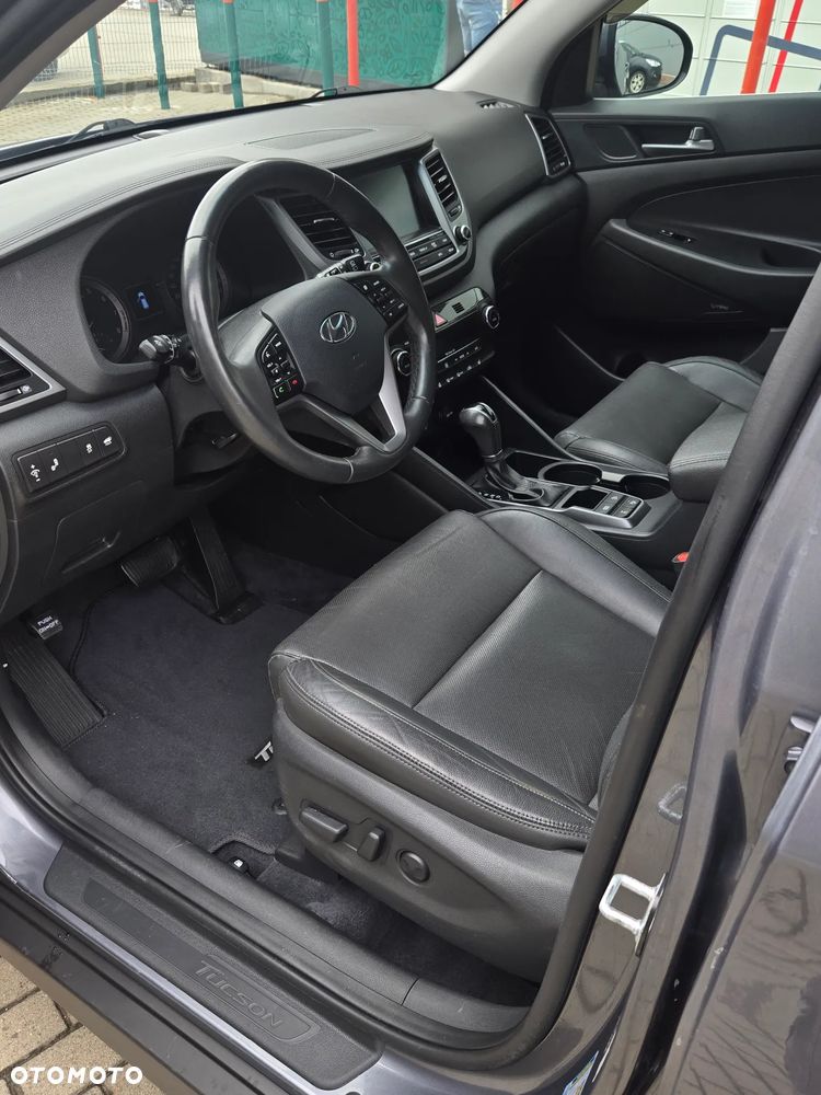 Hyundai Tucson - 10