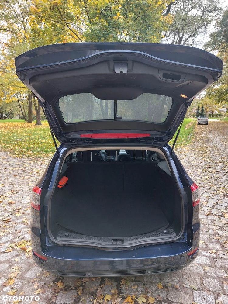 Ford Mondeo SW - 22