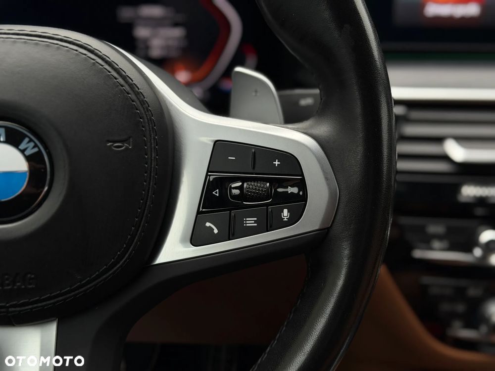 BMW Seria 5 530i mHEV M Sport sport - 18