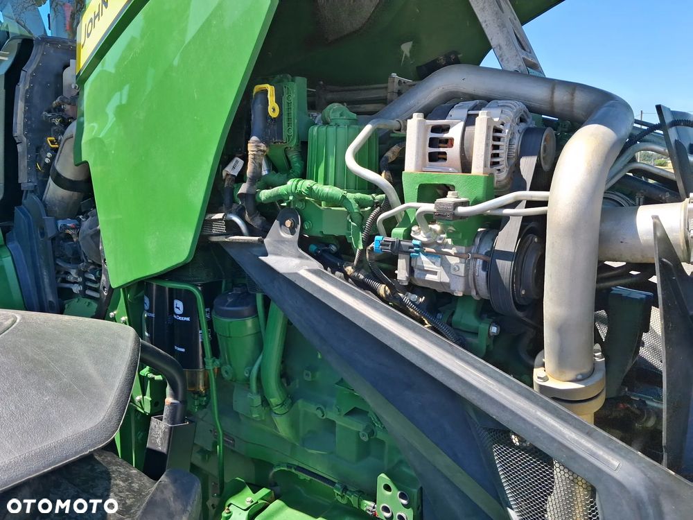 John Deere 8R 340 - 16