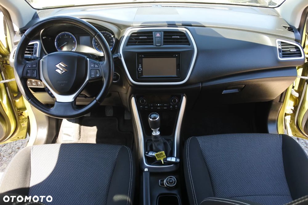 Suzuki SX4 S-Cross 1.6 DDiS 4x4 limited+ - 12