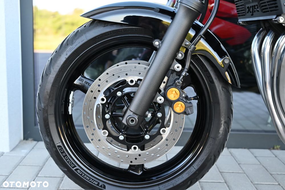 Yamaha XJR - 20