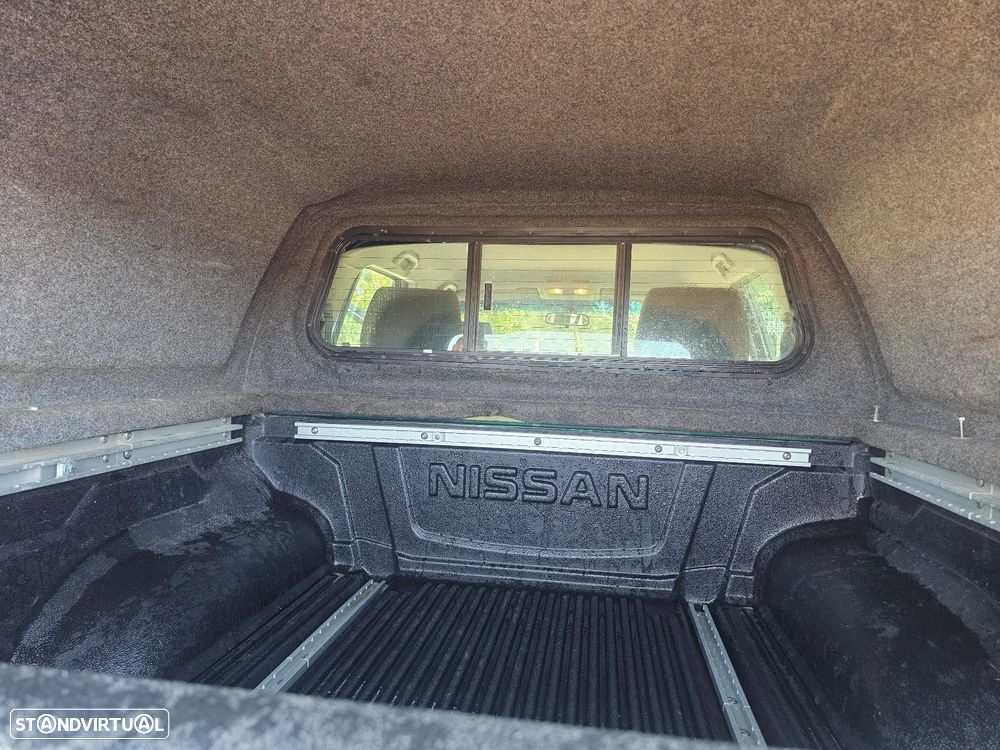 Nissan Navara 2.5 dCi CD LE Hi-Tech 4WD - 24