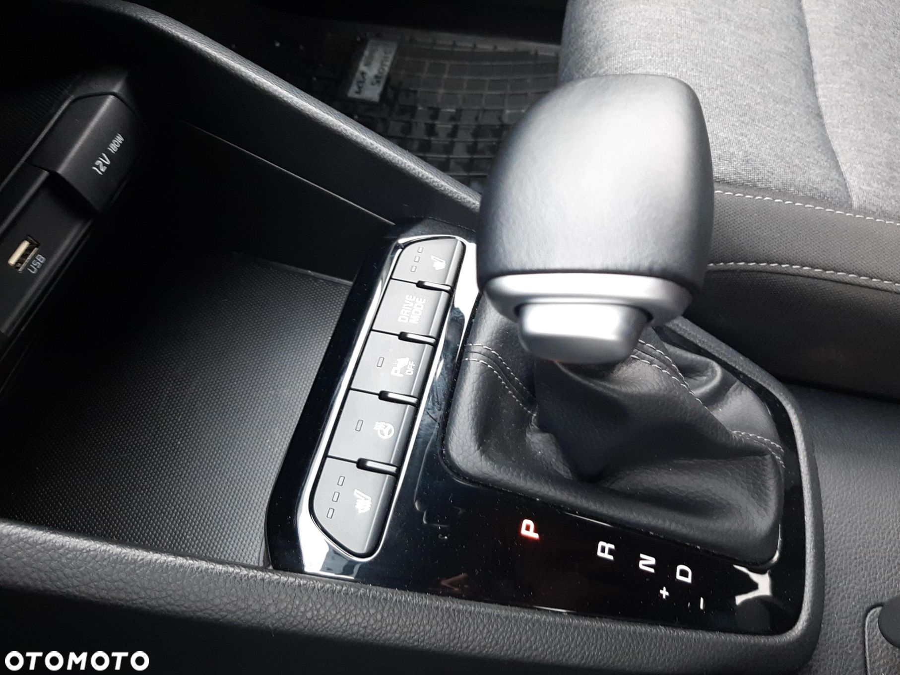 Kia Stonic - 15