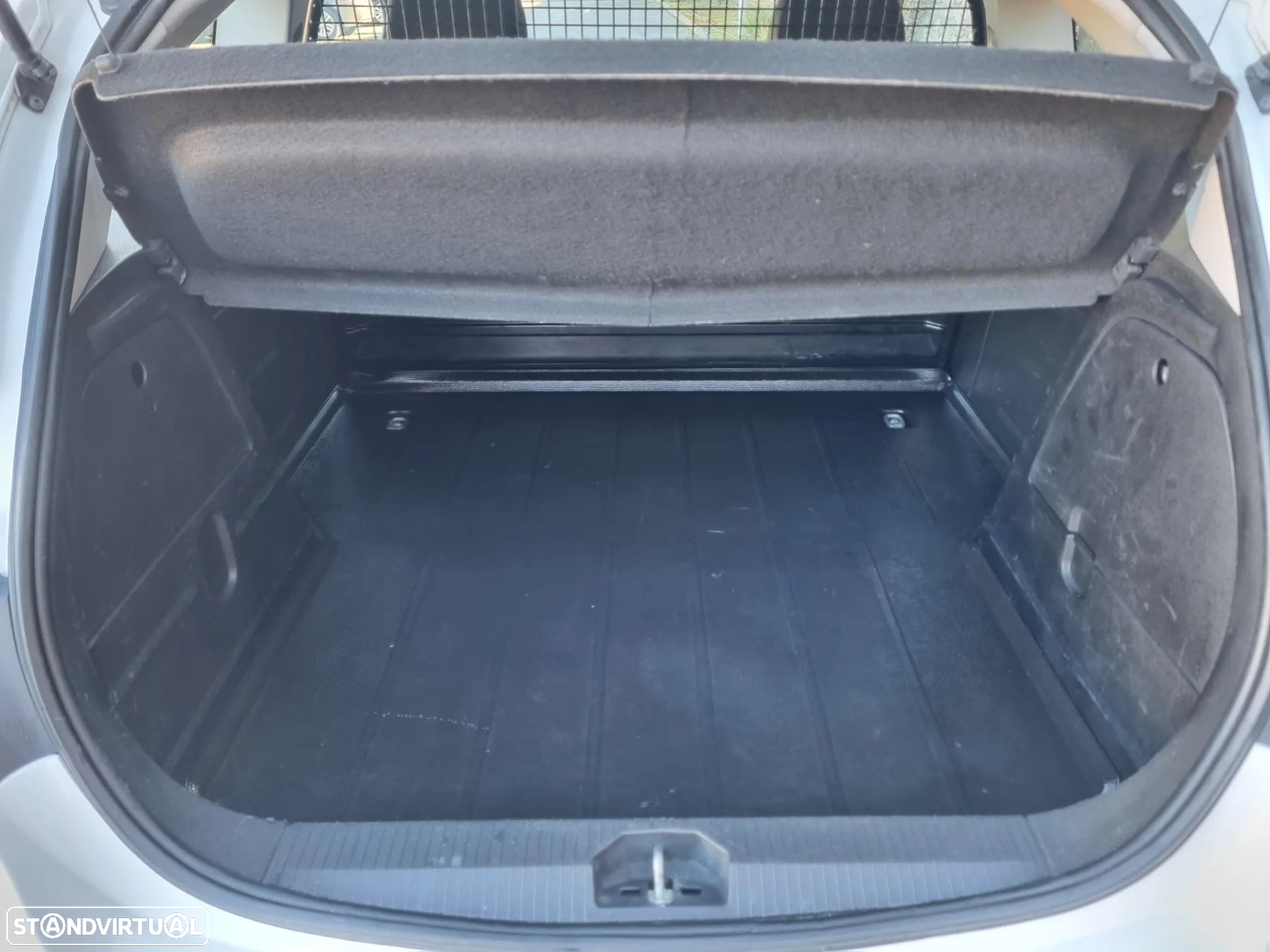 Opel CORSA - 19