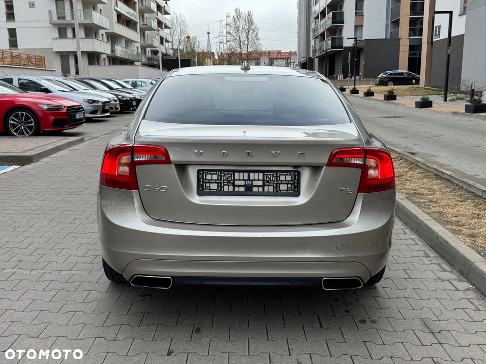 Volvo S60 - 8