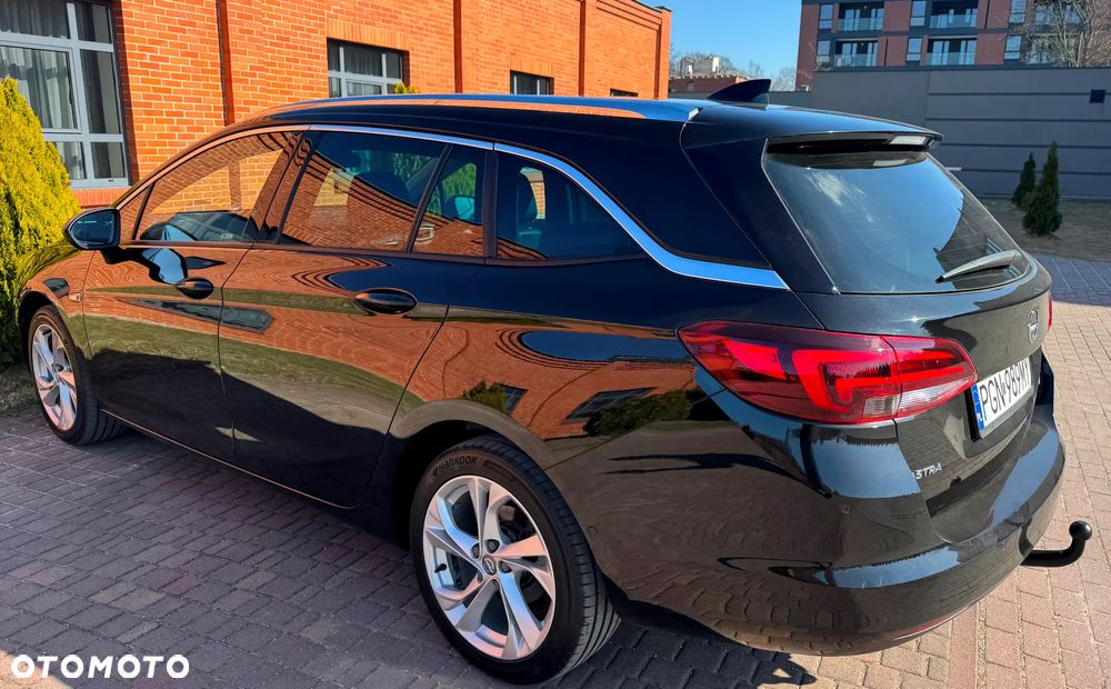 Opel Astra 1.6 CDTI Cosmo - 37