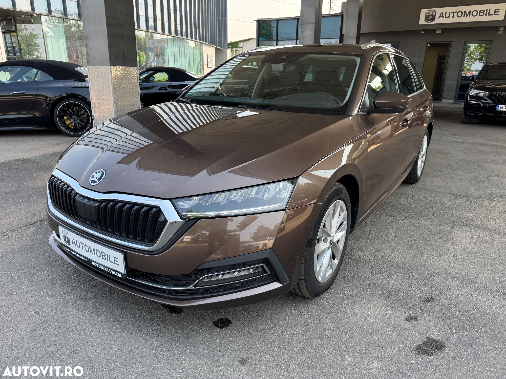 Skoda Octavia Combi Diesel 2.0 TDI DSG Ambition - 1