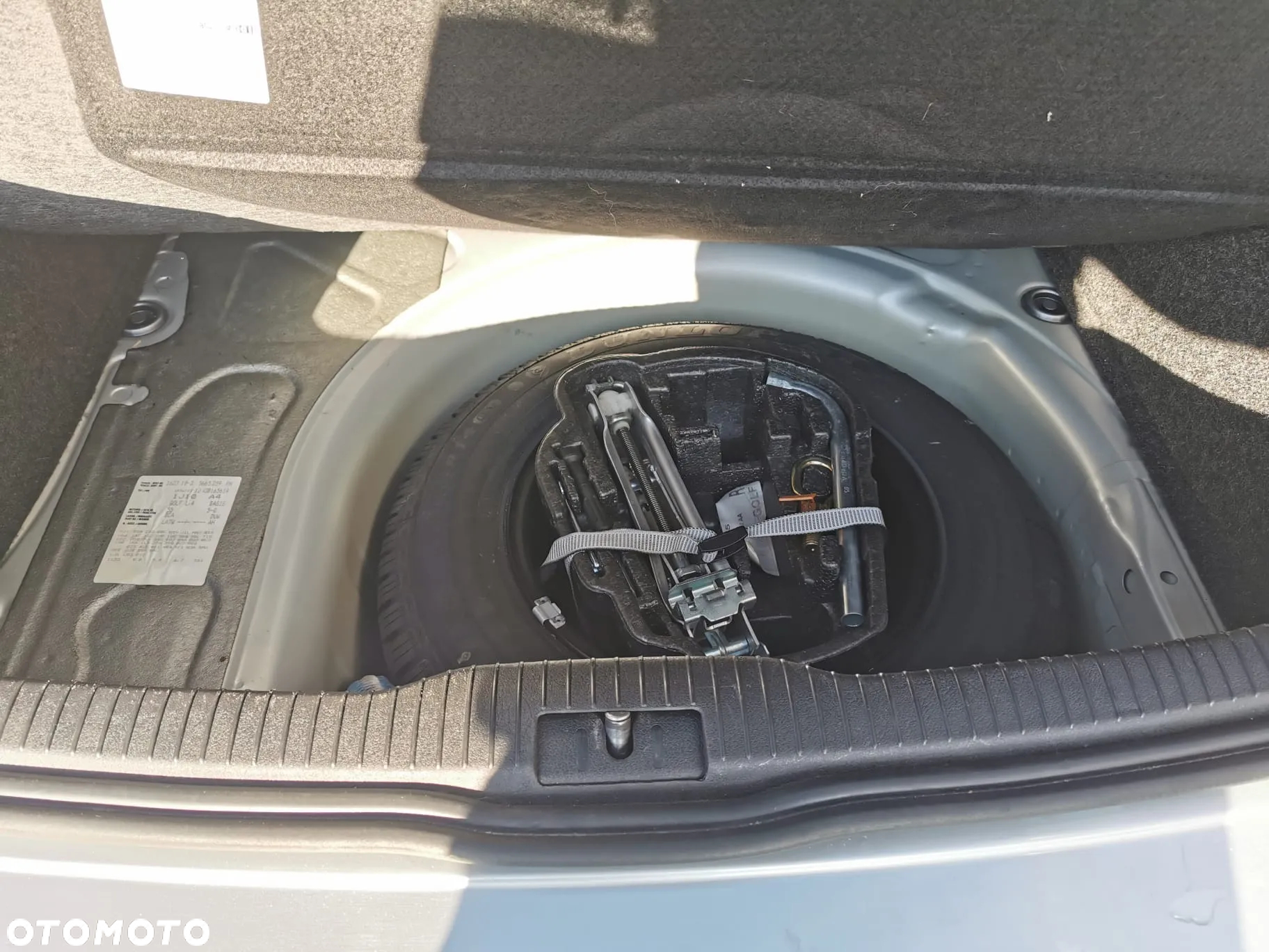 Volkswagen Golf IV 1.4 Q - 18