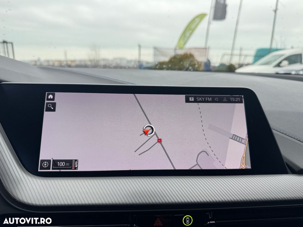 BMW Seria 1 120d Aut. M Sport - 24