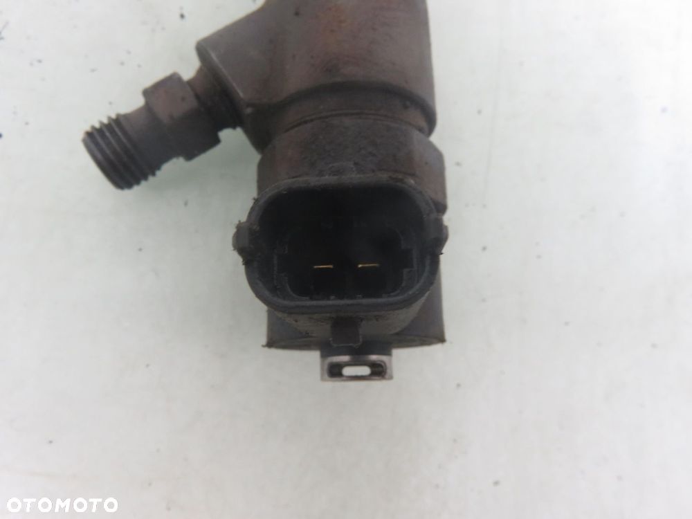 WTRYSKIWACZ FIAT FIORINO III 1.3 D Multijet 0445110183 - 2