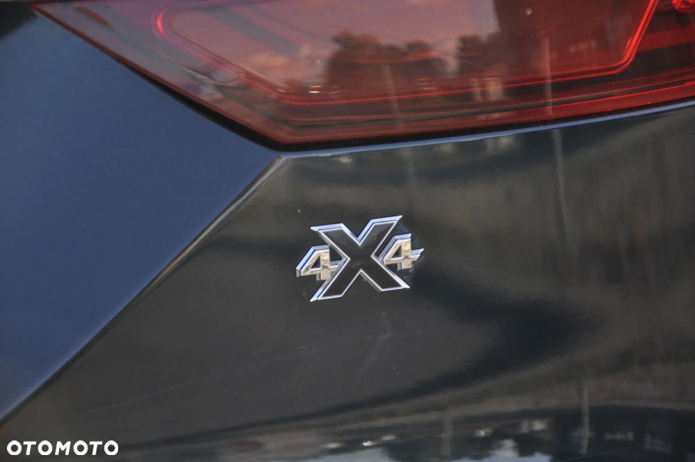 Opel Insignia 2.0 ECOTEC DI Turbo 4x4 Business Innovation - 24