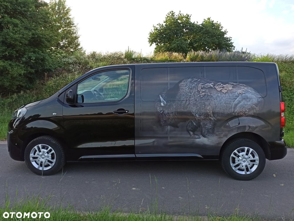 Opel VIVARO 2019R 2.0D 122KM 6 BIEGÓW LEDY 2XPDC GRZANE FOTELE TEMPOMAT WEBASTO MARTWE POLE KLIMATRONIC - 16