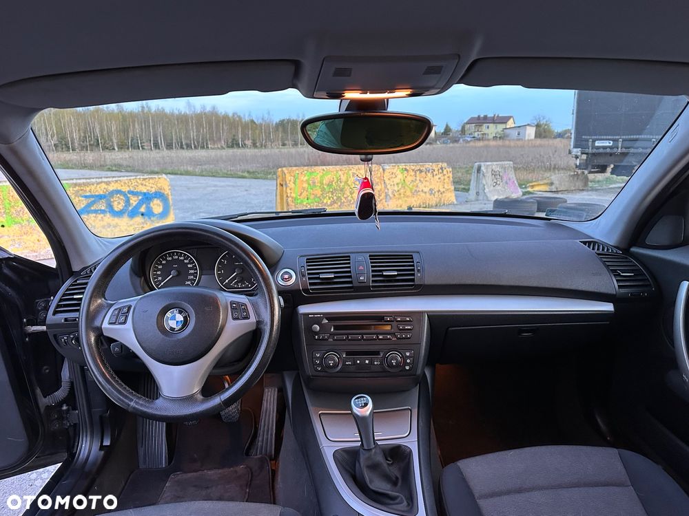 BMW Seria 1 - 8