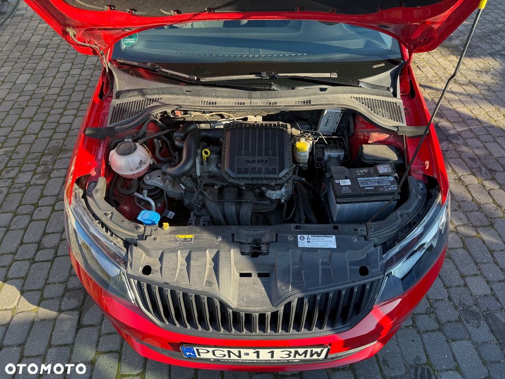 Skoda Fabia 1.0 MPI Cool Edition Red & Grey - 36