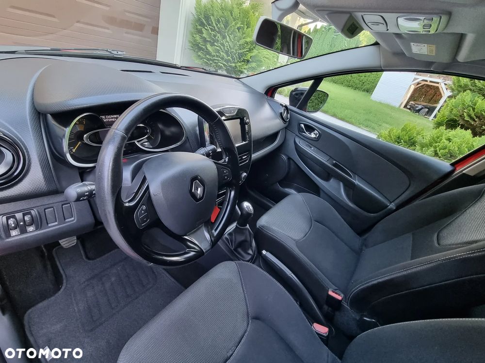 Renault Clio 1.2 16V 75 Dynamique - 24
