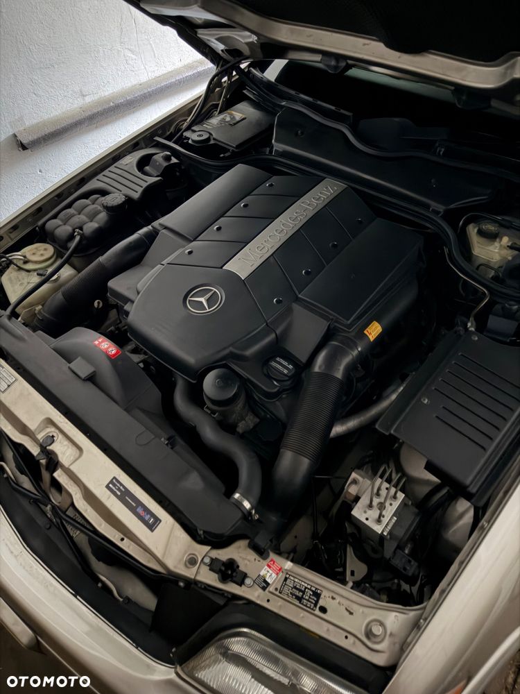 Mercedes-Benz SL - 9